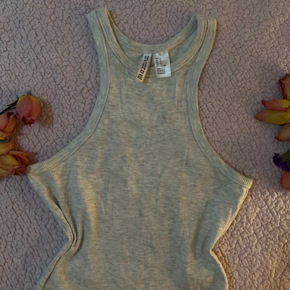 H&M Ribbed Gray Tank Top